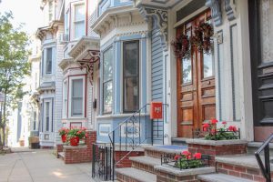 Read more about the article First-time home buyer mistakes (and how to avoid them)