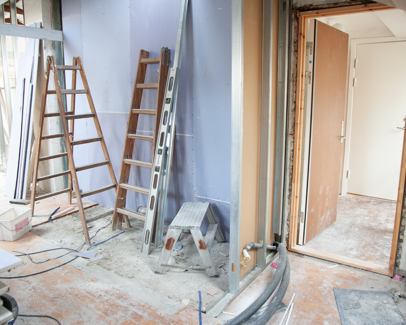 should i buy a fixer upper for my first house